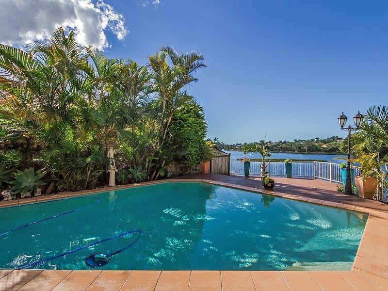 13 Tullamarine Drive, Robina QLD 4226