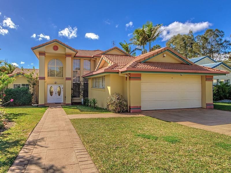 13 Tullamarine Drive, Robina QLD 4226
