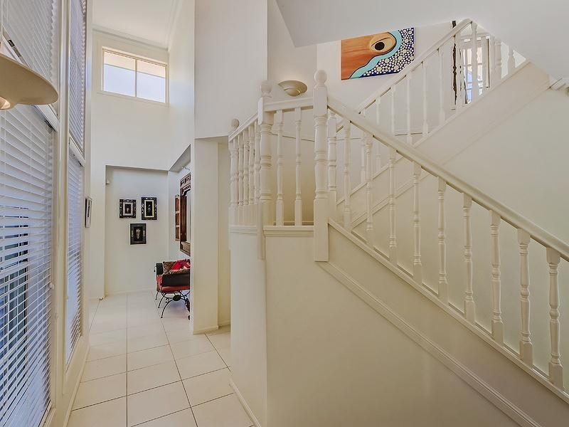 13 Tullamarine Drive, Robina QLD 4226