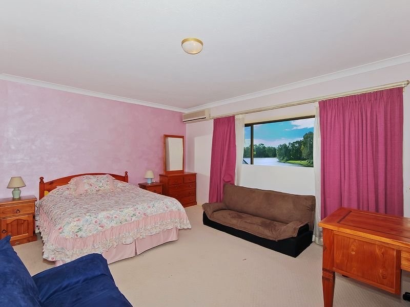 90 Manly Drive, Robina QLD 4226