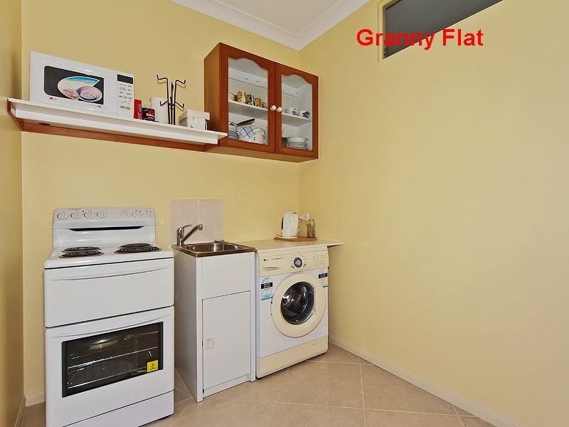 90 Manly Drive, Robina QLD 4226