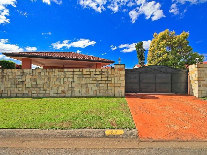 90 Manly Drive, Robina QLD 4226