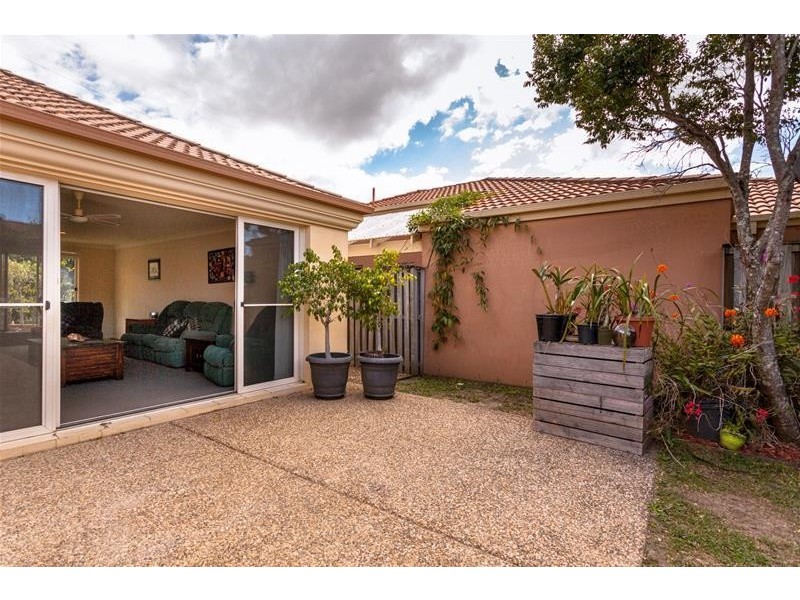 19 Elfin Street, Robina QLD 4226