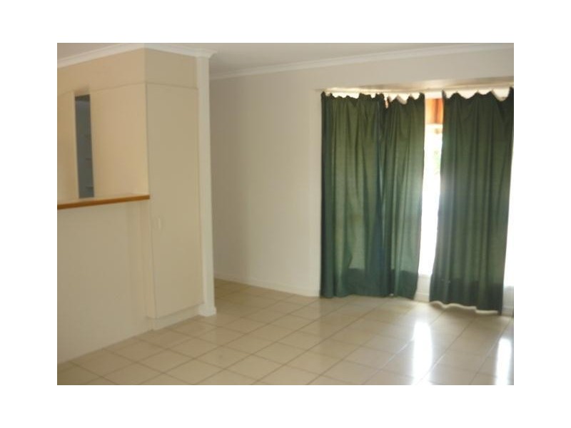 2 Resort Drive, Robina QLD 4226