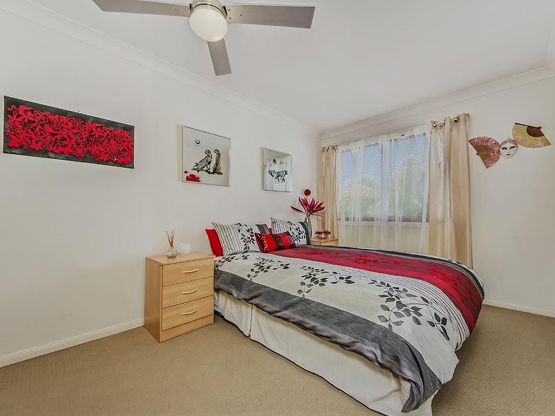 4/31 North Shore Avenue, Varsity Lakes QLD 4227