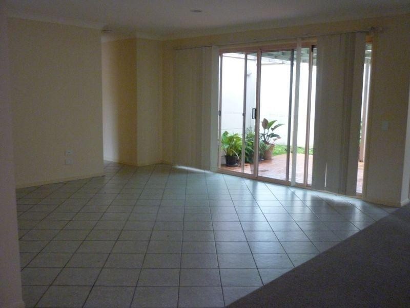 59 Cedarwood Crescent, Robina QLD 4226