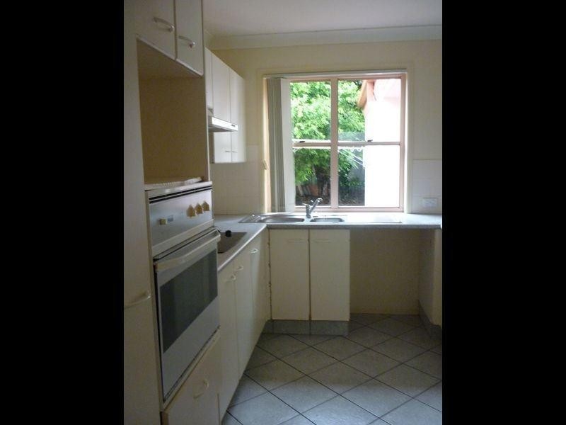 59 Cedarwood Crescent, Robina QLD 4226