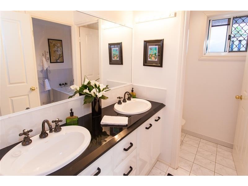 117 Camberwell Circuit, Robina QLD 4226