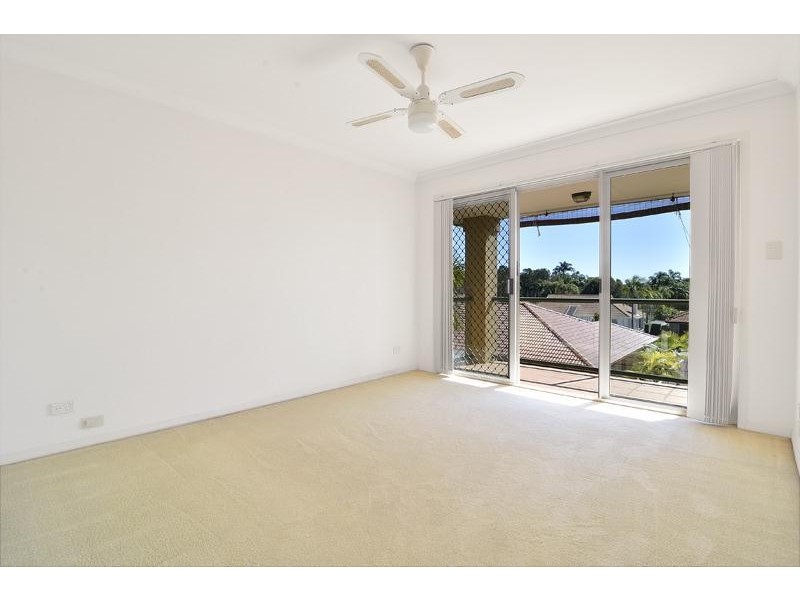 60/152 Palm Meadows Drive, Carrara QLD 4211