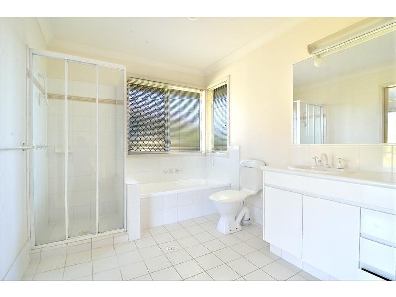 60/152 Palm Meadows Drive, Carrara QLD 4211