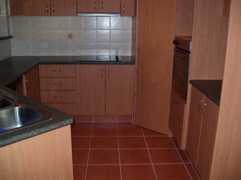 8 Shorehaven Place, Varsity Lakes QLD 4227