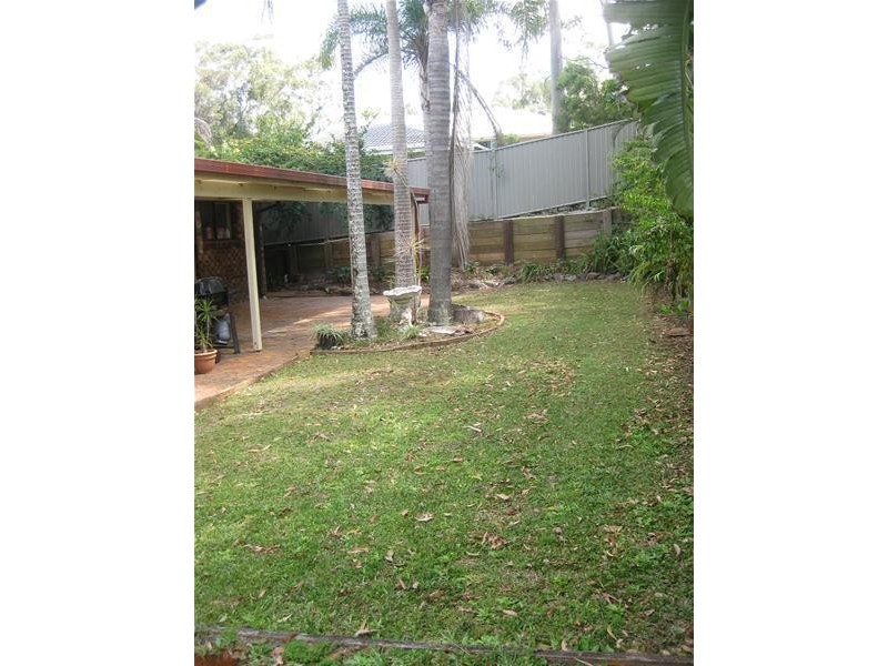 11 Yowani  Street, Robina QLD 4226