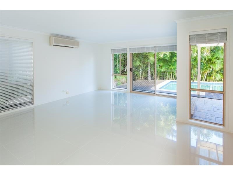 31 Bendigo Crescent, Tallai QLD 4213