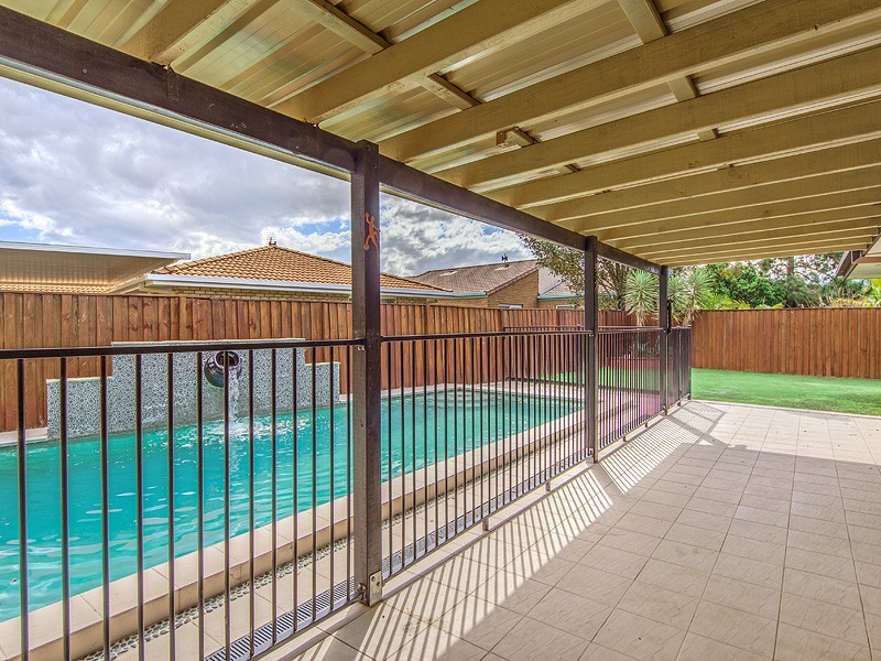 49 Roundelay Drive, Varsity Lakes QLD 4227