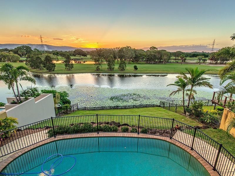 48 Concord Circuit, Robina QLD 4226