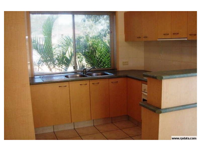 2/27 Stephens Street, Burleigh Heads QLD 4220