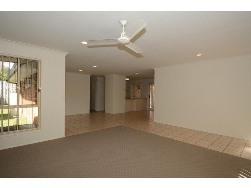 6 Griffon Street, Merrimac QLD 4226