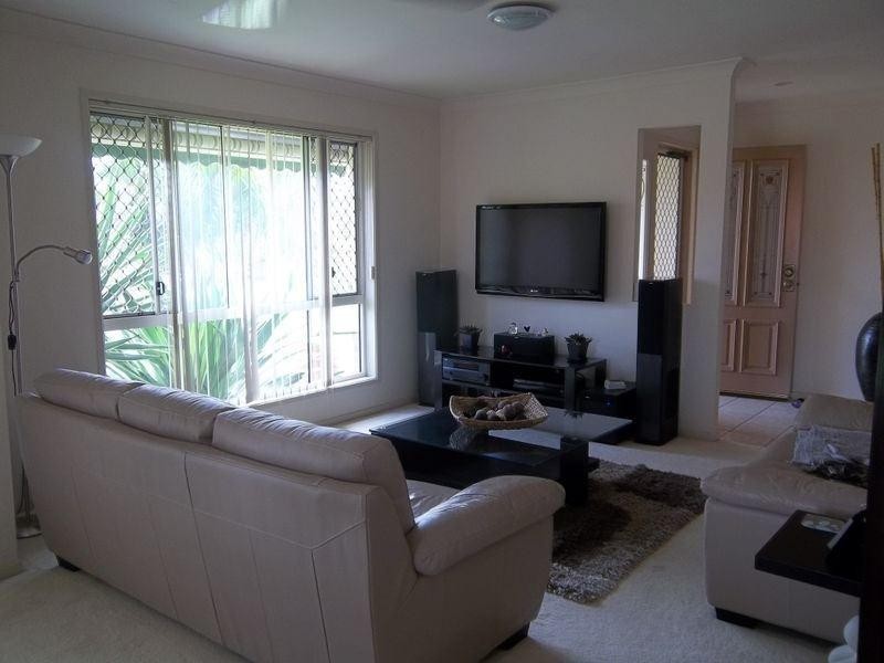 8 Denika Court, Mudgeeraba QLD 4213