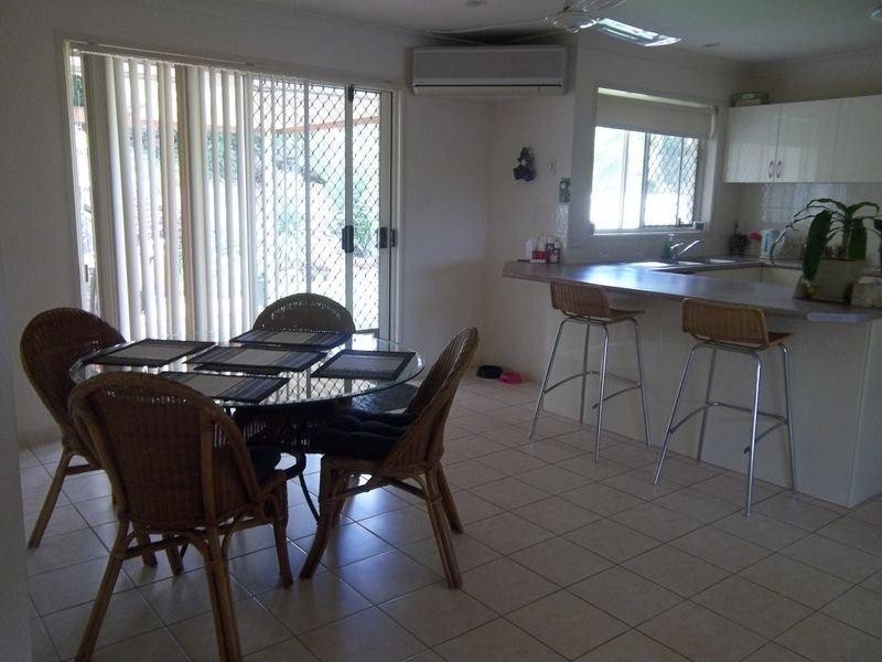 8 Denika Court, Mudgeeraba QLD 4213