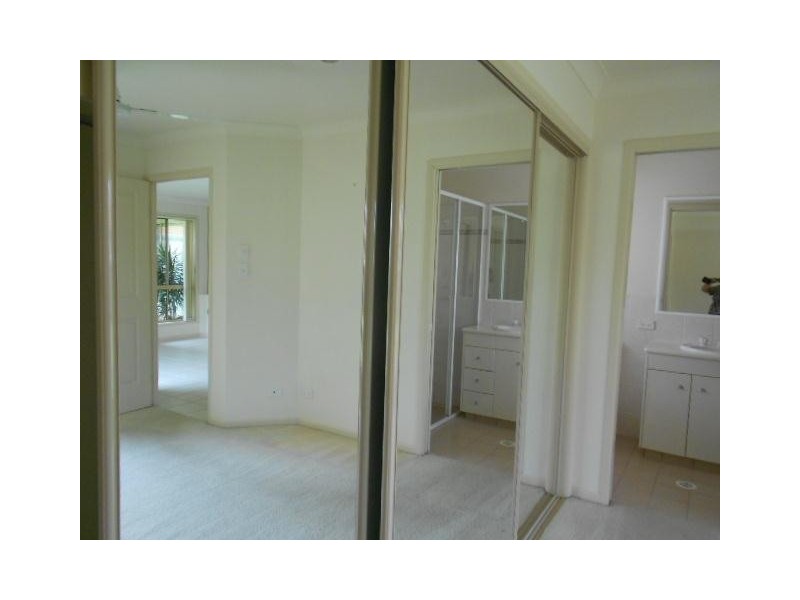 68 Swanton Drive, Mudgeeraba QLD 4213