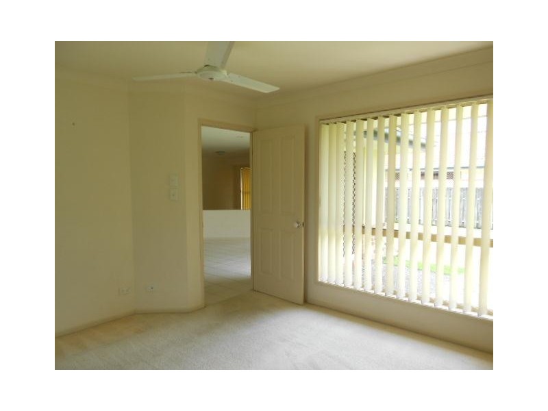 68 Swanton Drive, Mudgeeraba QLD 4213