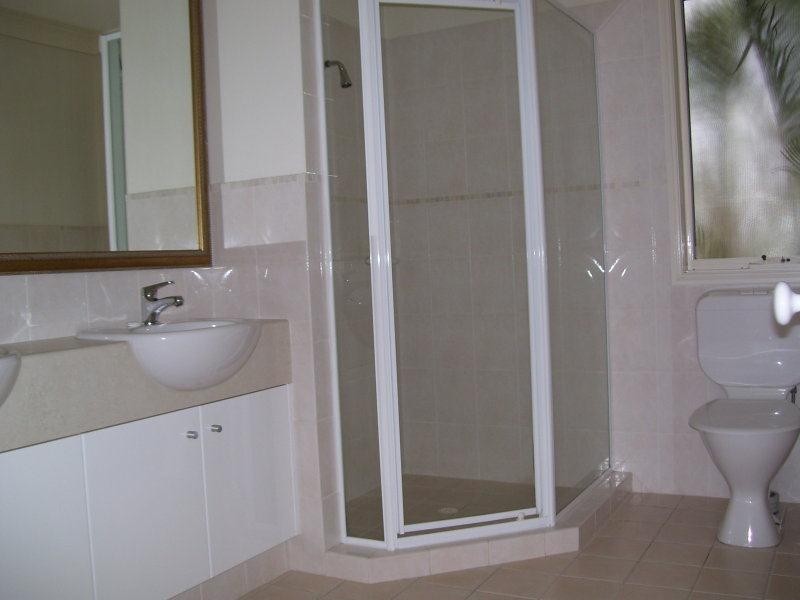 5 Carpentaria Court, Robina QLD 4226