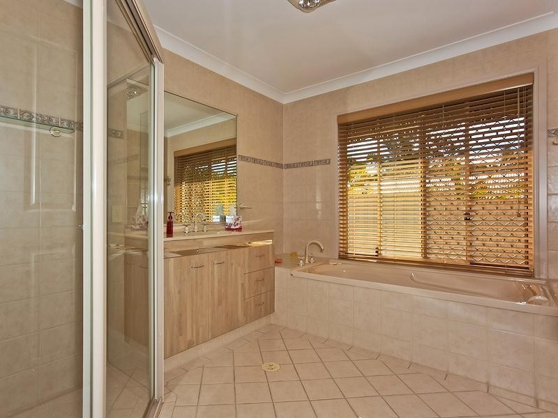 37 Gordonia Drive, Reedy Creek QLD 4227