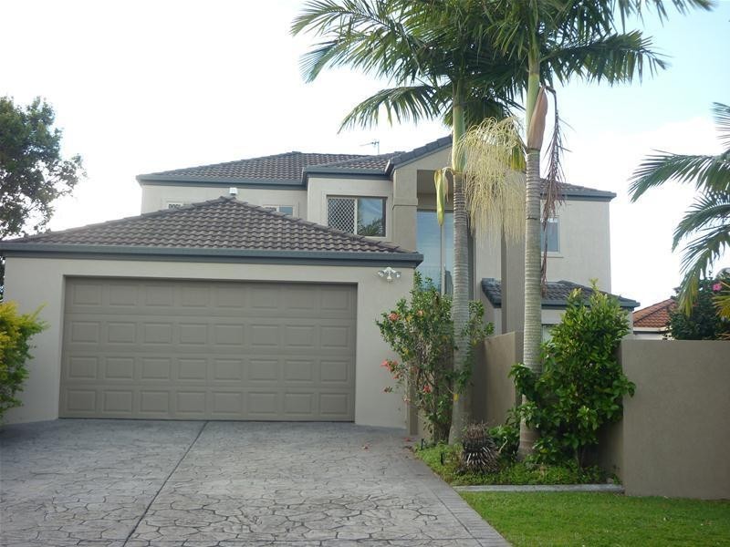 26 Vanderbilt Court, Varsity Lakes QLD 4227