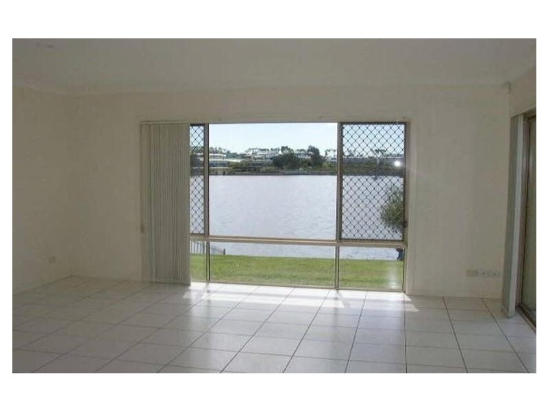 26 Vanderbilt Court, Varsity Lakes QLD 4227