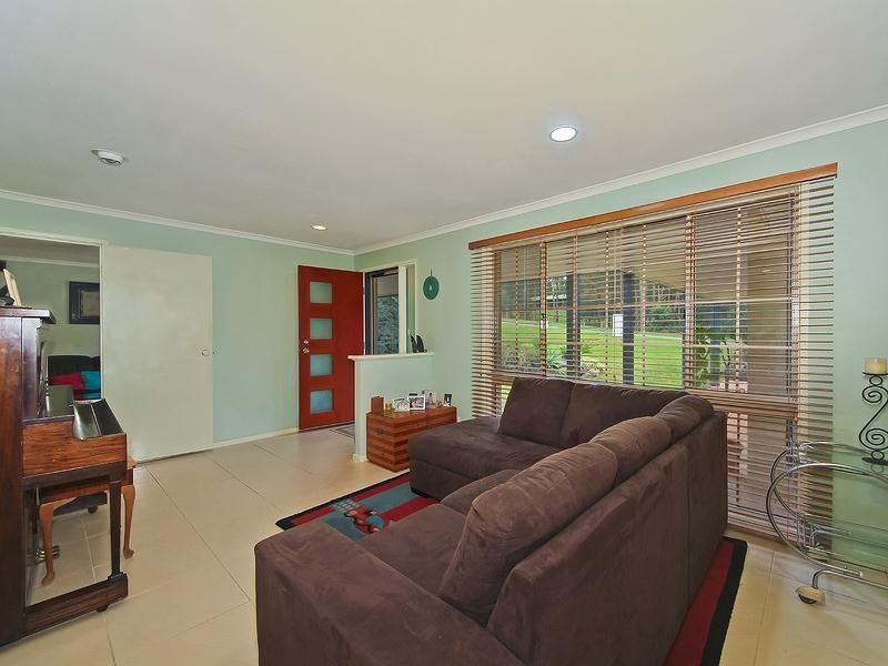 5 Underhill Place, Tallai QLD 4213