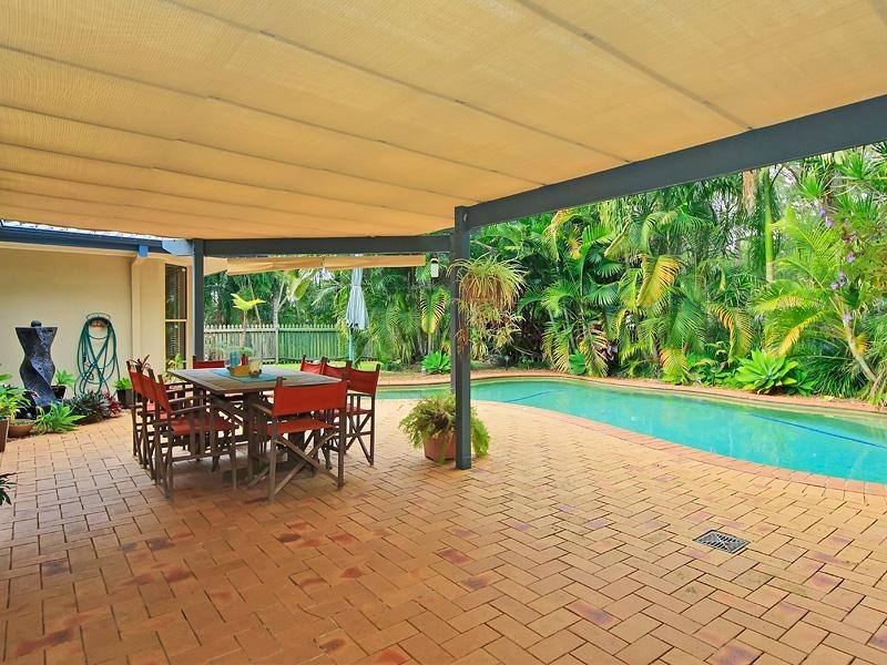 5 Underhill Place, Tallai QLD 4213