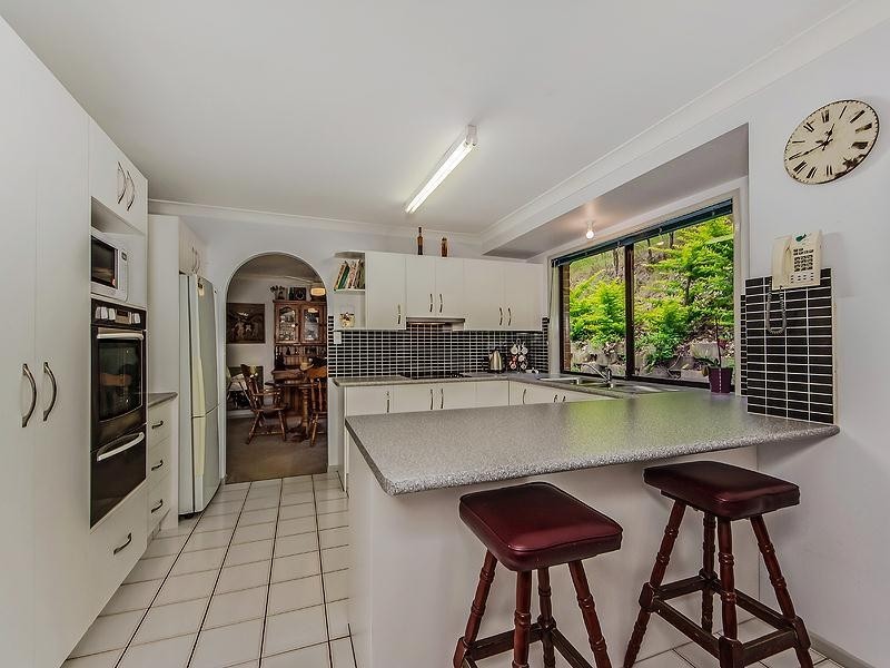 6 Glenaura Drive, Tallai QLD 4213