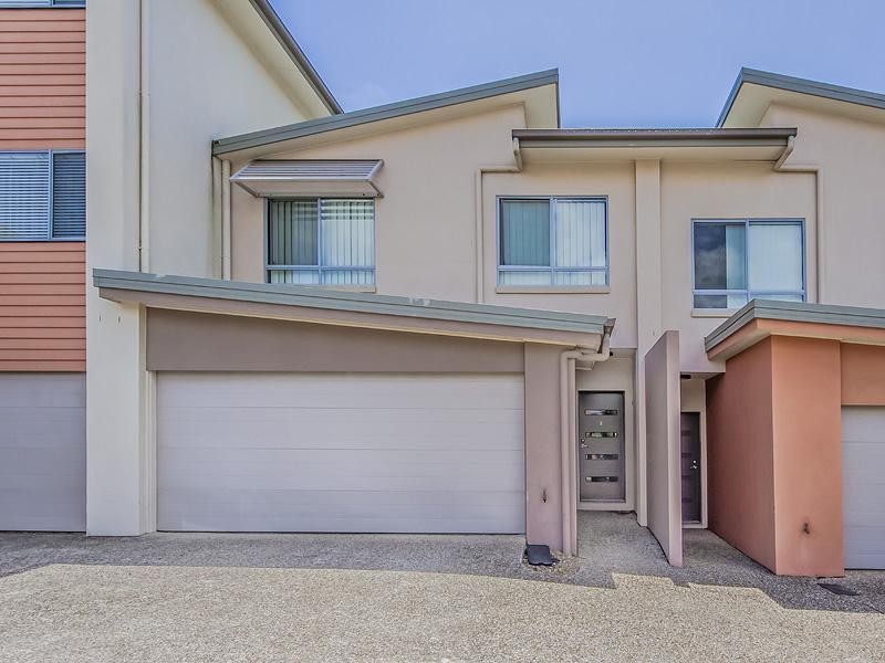 2/19 Carina Peak Drive, Varsity Lakes QLD 4227