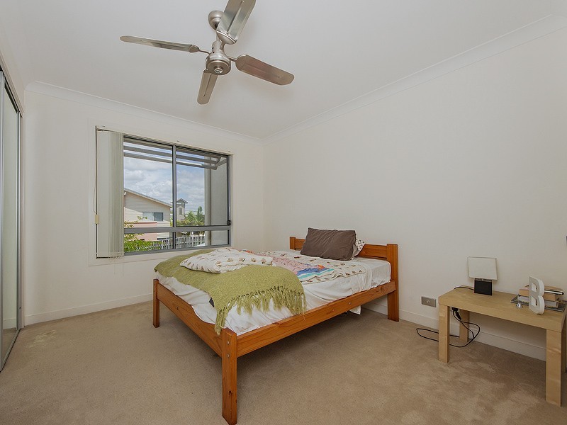 2/19 Carina Peak Drive, Varsity Lakes QLD 4227