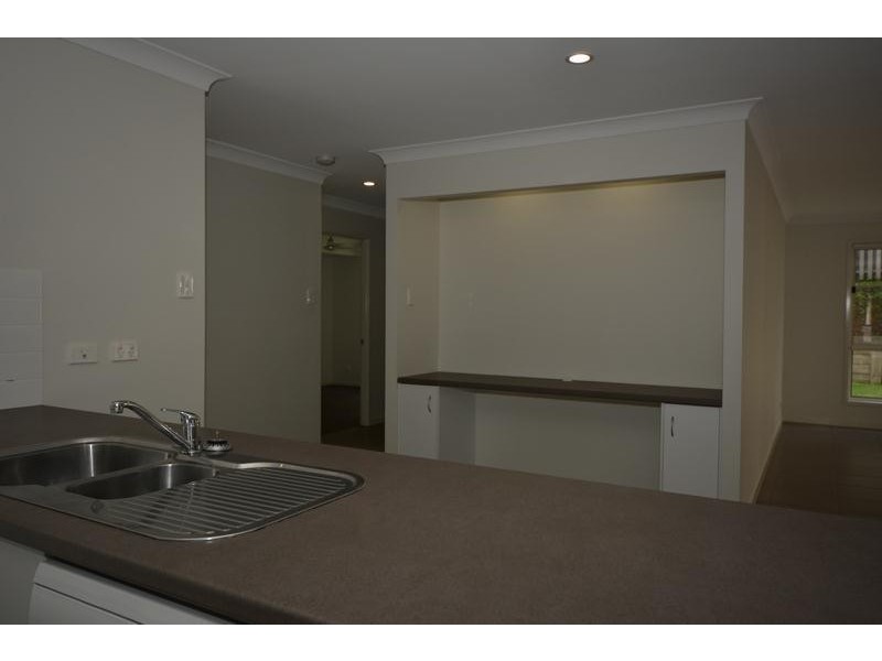 27 Banjo Crescent, Gilston QLD 4211