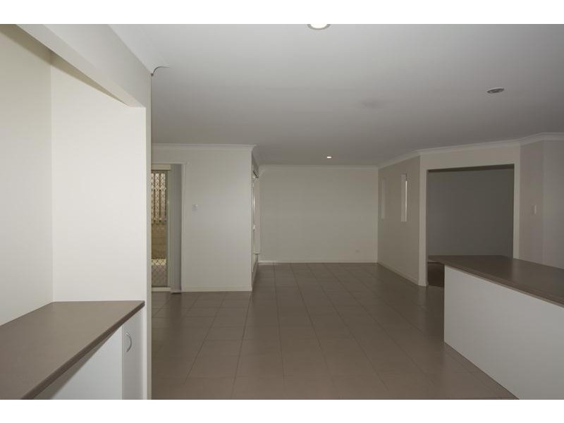 27 Banjo Crescent, Gilston QLD 4211