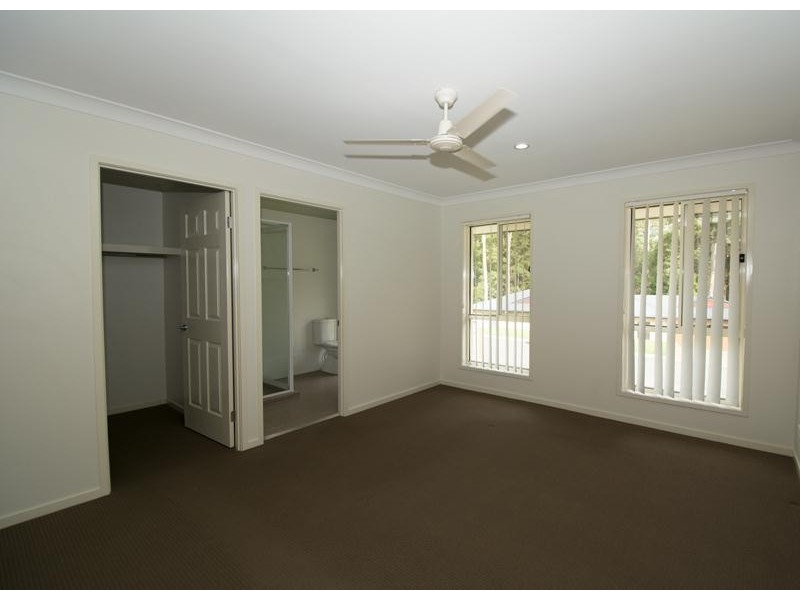 27 Banjo Crescent, Gilston QLD 4211