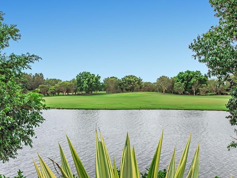 737 Peninsula Dr, “The Glades”, Robina QLD 4226