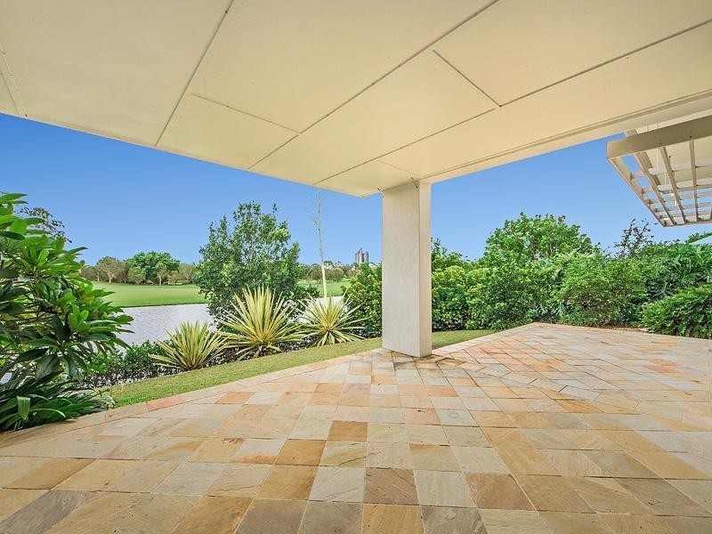737 Peninsula Dr, “The Glades”, Robina QLD 4226