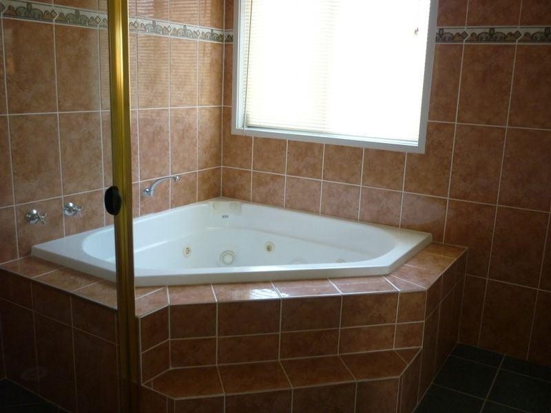 29 Royal Links Drive, Robina QLD 4226