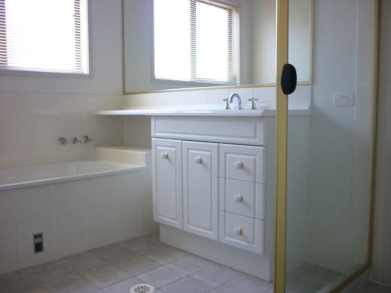 29 Royal Links Drive, Robina QLD 4226