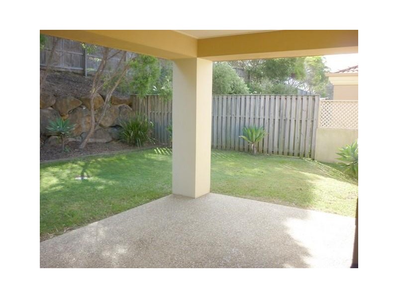 16 Elfin Street, Robina QLD 4226