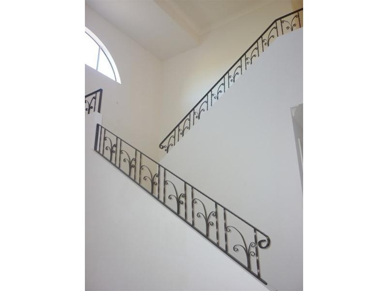 16 Elfin Street, Robina QLD 4226