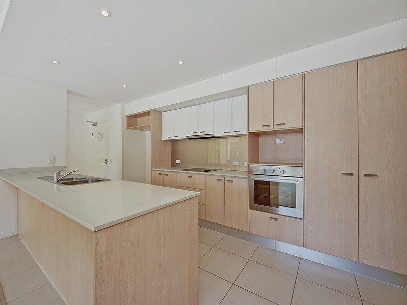 24/255 Varsity Parade, Varsity Lakes QLD 4227