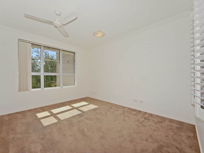 24/255 Varsity Parade, Varsity Lakes QLD 4227