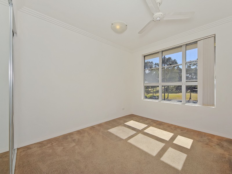 24/255 Varsity Parade, Varsity Lakes QLD 4227