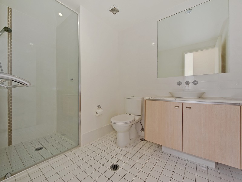 24/255 Varsity Parade, Varsity Lakes QLD 4227