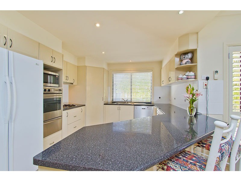 4 Mulgrave Crescent, Varsity Lakes QLD 4227