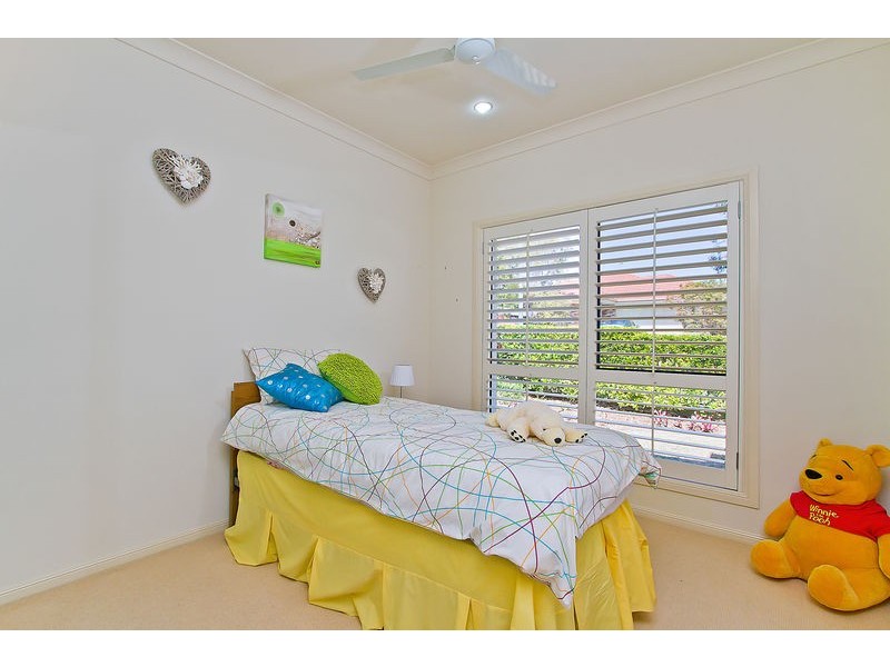 4 Mulgrave Crescent, Varsity Lakes QLD 4227