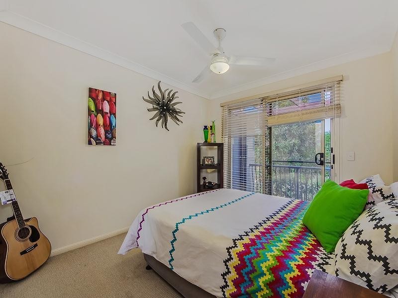 1/8 Kodiak Drive, Varsity Lakes QLD 4227